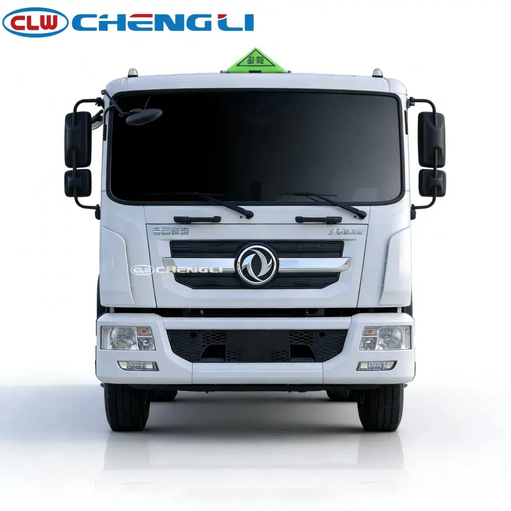 Camión cisterna de combustible Dongfeng CLW5181GJY6EC de 13 m³, vista 5