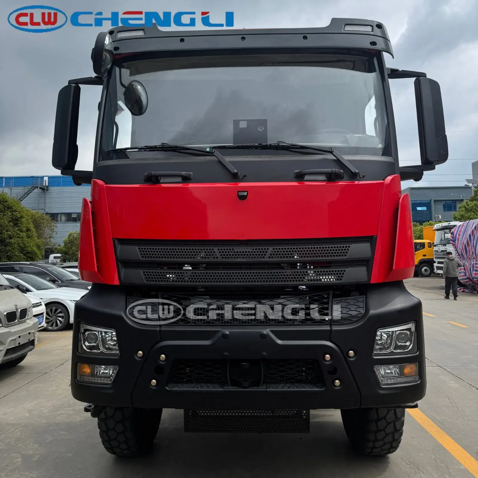 Cabeza tractora todoterreno 4×4, vista 4