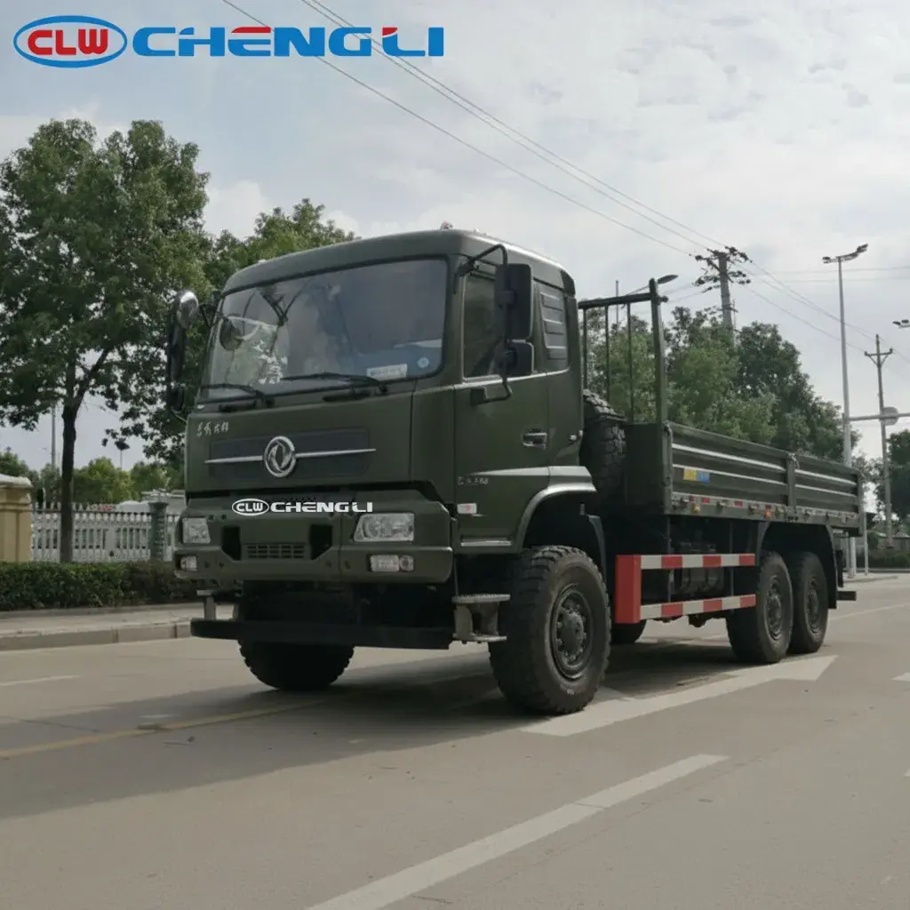 Camión de carga todoterreno Dongfeng 6×6 de 12,2 t, vista 3