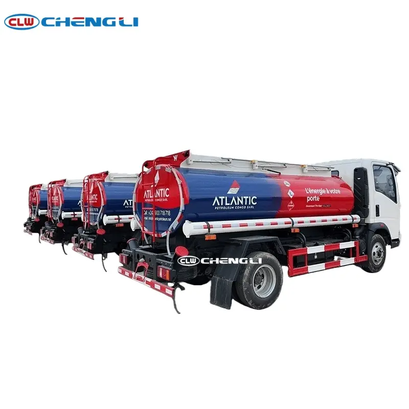 Camión abastecedor HOWO 4×2 de 5.000 L nominales, vista 4