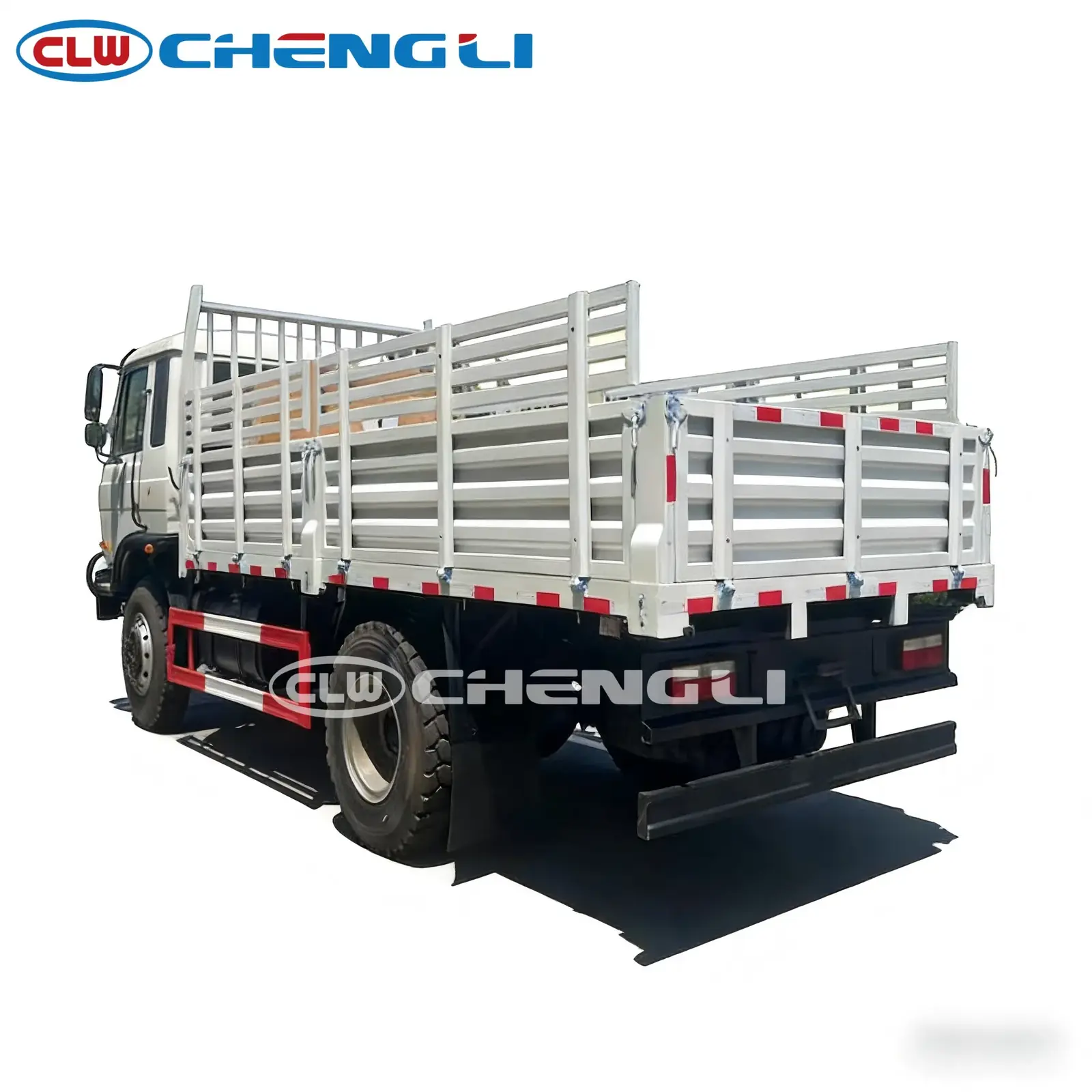 Camión plataforma todoterreno 4×4 de 7 t, imagen 3